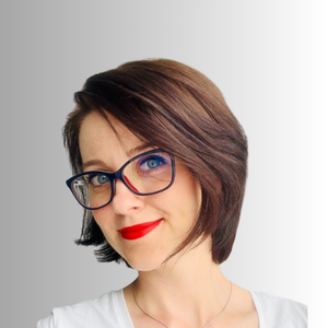 Dr. Anna Máté Dr. Anna Máté
